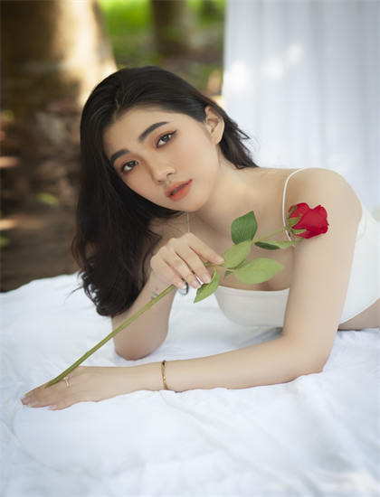 欲女春潮中文字幕_如何用快播看电影_不遮挡扑克牌视频